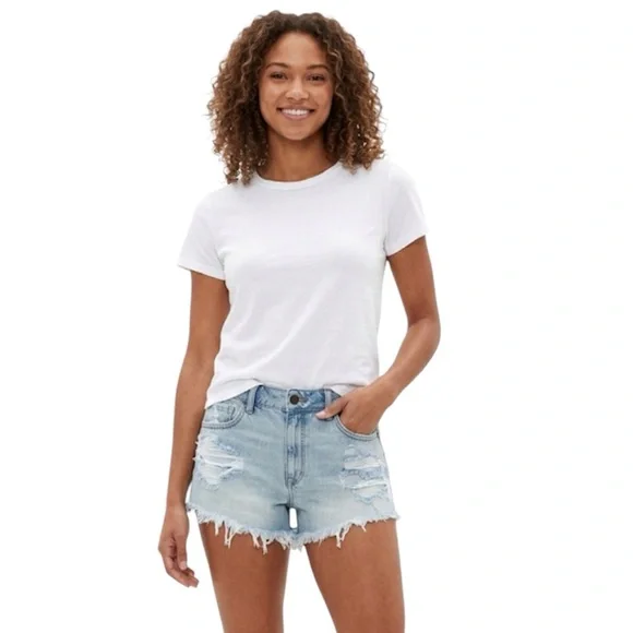 American Eagle Distressed Denim Short Size: 10 - Picture 1 of 8